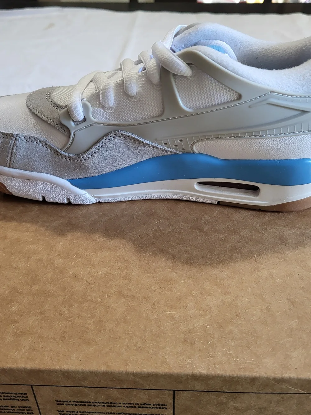 *NEW* Nike Air Jordan 4 RM White/Blue Size 5Y Women's 6.5